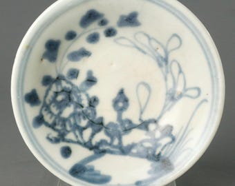 Antique Chinese Blue and White Floral Decorated Porcelain Saucer Plate - Qing Dynasty