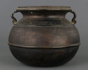 Antique South East Asia Bronze Cauldron Pot with Nice Patina
