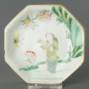 Antique Chinese Famille Rose Export Footed Octagonal Dish - Late Qing Dynasty
