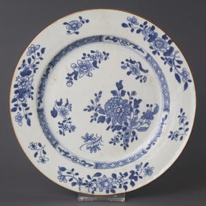 Antique Chinese Qianlong Blue and White Floral Pattern Export Porcelain Plate - Qing Dynasty