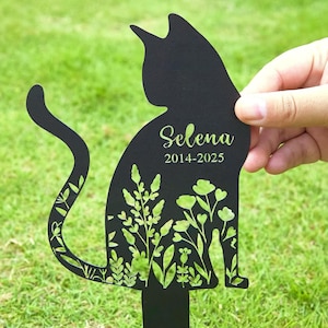Personalized Cat Memorial Garden Stake, Custom Name and Year, Garden Remembrance Stake , Metal UV Cat Sign, Pet Cemetery Stake Cat Loss Gift