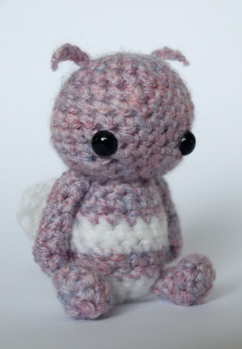 Bee Amigurumi Crochet Pattern image 3