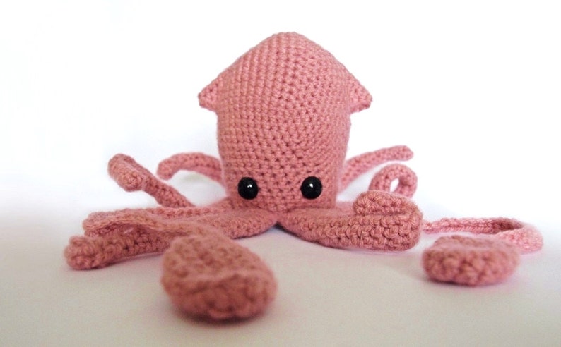 Squid Crochet Pattern image 1