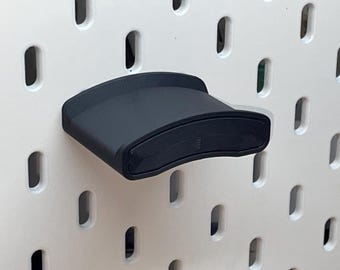 Headphone mount designed for IKEA Skadis board