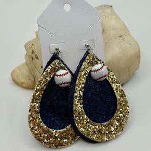 KC Royals earrings, Kansas City Royals, Baseball jewelry, Baseball earrings, Gameday bling earrings, Baseball bling earrings, Royal blue ear