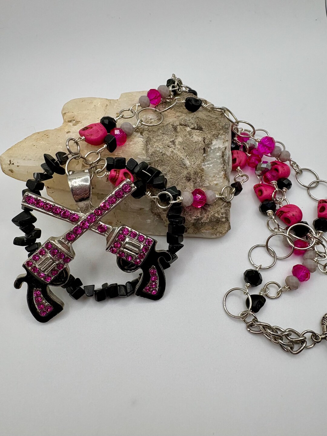 HOT PINK & DEEP CHARCOAL PIERCING BALACLAVA