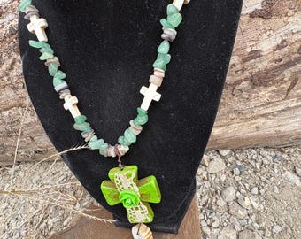 Colar com Cruz Verde Ocidental, Chifre de Veado, Joias de Cowgirl