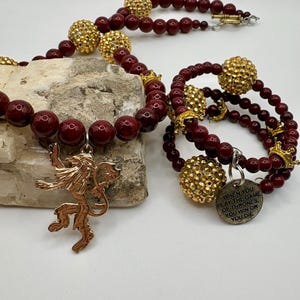 House Lannister beaded necklace, GOT House Lannister, House Lannister jewelry, Gold crown jewelry, Gold crown necklace, Cosplay set