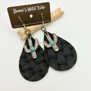 Western Kaktus Ohrringe, Kaktus Schmuck, schwarze Lederbekleidung, Western Hochzeit, Western Geschenke, Western Schmuck