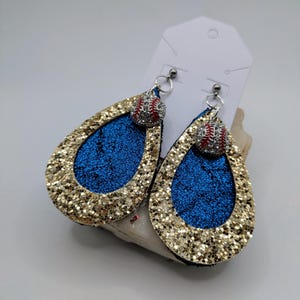 KC Royals home earrings, KC baseball earrings, baseball earrings, teardrop glitter earrings, kansas city, kansas city royals, baseball lover