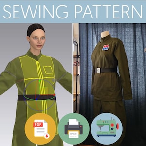Könnte beinhalten: Ein Schnittmuster für eine olivgrüne Tunika und Hose im Militärstil. Das Bild zeigt ein digitales 3D-Modell mit gelben Konstruktionslinien neben einem physischen Kleidungsstück auf einer Schneiderpuppe mit schwarzem Gürtel und Rangabzeichen.