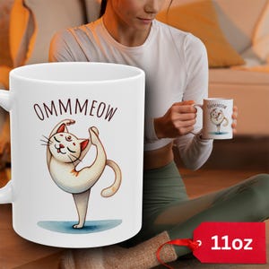 Tazza con pose yoga divertenti per gatti / Design carino per gatto yoga OMMMEOW / Regalo per amanti dei gatti e yogi / Tazza da caffè ispirata ai gatti / 11oz