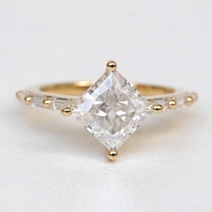 Princess Cut Moissanite Engagement Ring, East West Diamond Wedding Ring, Awesome Baguette Side Stones Ring, 14K Solid Gold Anniversary Gift.