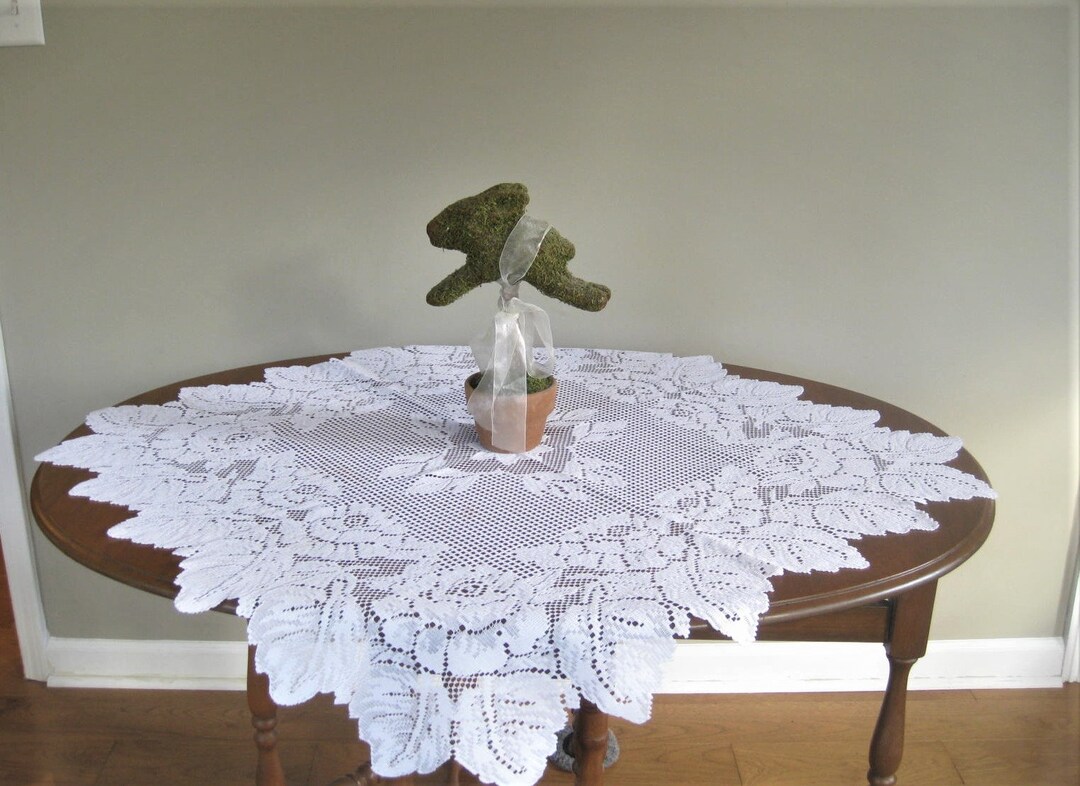 Floral Machine Embroidered Table Cover, Vintage Floral Scalloped White