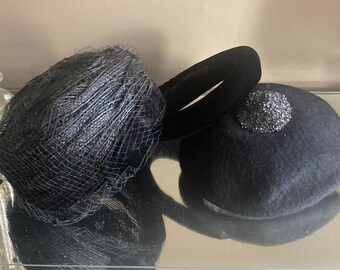 Vintage MCM Fle Chats Black Beaded Wool Felt French Cocktail Hat Vintage Wool Bead Half Hat, Cocktail Hat, Vintage Hat, 1950s  main image 2