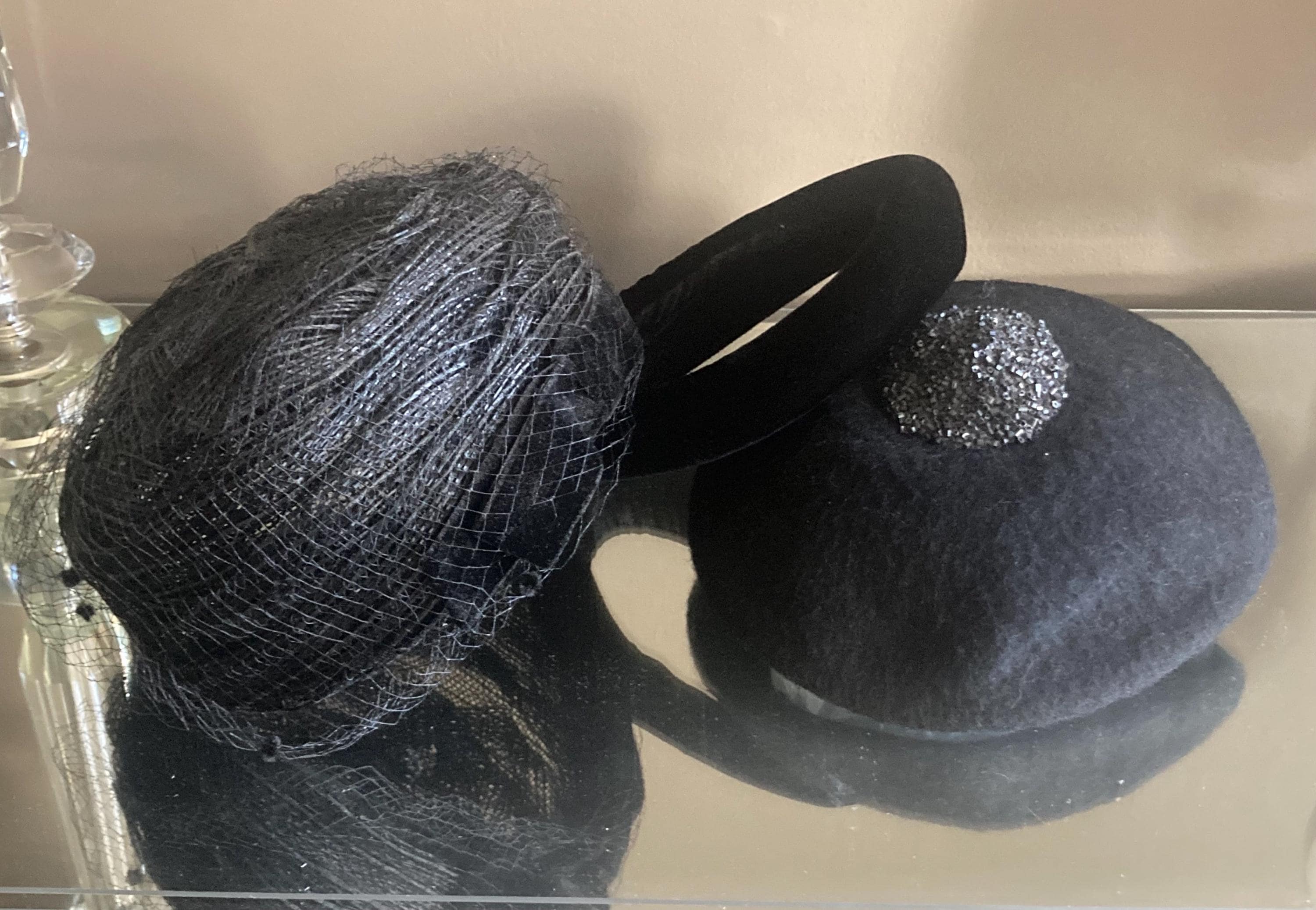 Collection 3 Vintage Black Evening Cocktail Hats Beaded  display picture 1
