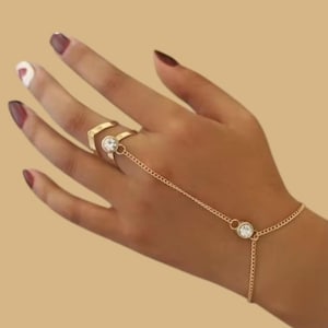 Elegant Gold Hand Chain Bracelet with Ring, Dainty Crystal Jewelry for Women,dainty bracelet,gold hand chain,hand jewelry and ring,