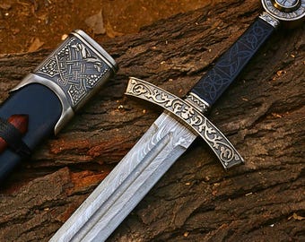 Handmade Damascus Medieval Sword, Fantasy Knight Sword with Rosewood Scabbard, Custom Engraved Sword, Collector Gift, Gift for Dad