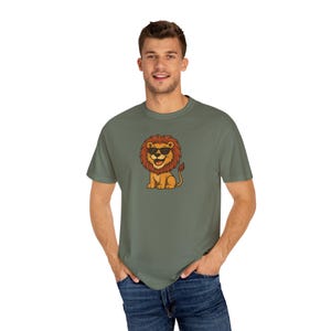 Happy Lion Tee, Fun Lion Shirt, Cute Animal Top, Smiling Lion T-shirt, Zoo Lover Gift, Safari Graphic Tee