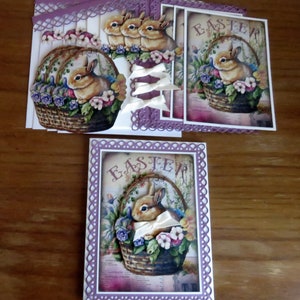 Kit de cartes 3D bricolage lapin de Pâques dans un panier de fleurs, carte de Pâques, carte de lapin de Pâques, carte faite main, kit de cartes de Pâques 3D. Lapin de Pâques et fleurs