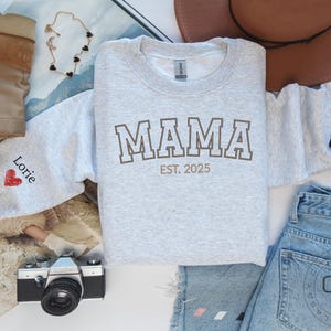 Custom Mama Sweatshirt with Kids Names Sleeve, Est Date Mom Outfit, Custom Momma Hoodie, Gift for Mother, Names on Sleeve with Heart