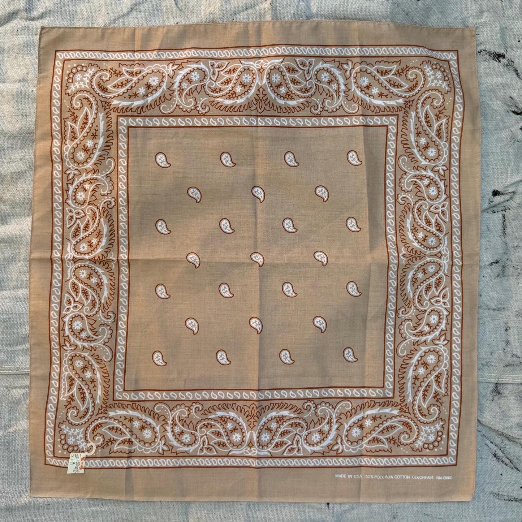 Dead stock splatter pattern white USA-made vintage bandana 1383