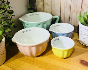 Retro Pastel Measuring Cups Set, Baking Enthusiasts, Home Cooks, Microwave Safe