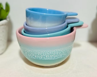 Pastel Measuring Cups for The Baker or Chef in Your Life