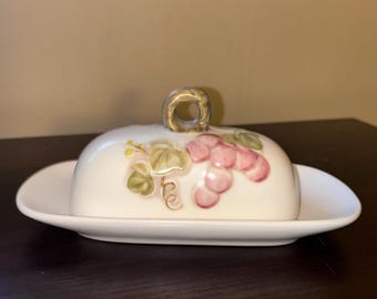 Vintage Metlox Poppytrail Butter Dish | California Pottery Grapevine Pattern