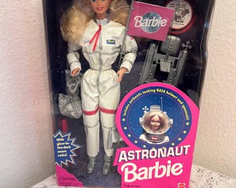Poupée Barbie astronaute vintage de 1994 | Collection Carrières NRFB