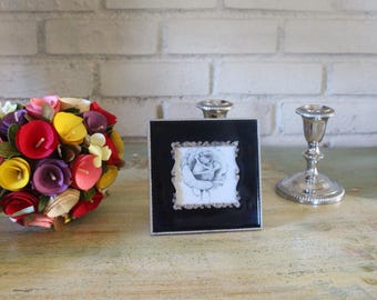 Bilderrahmen aus schwarzer Emaille: 1970er Jahre Emaille Bordüre, elegantes Dekor