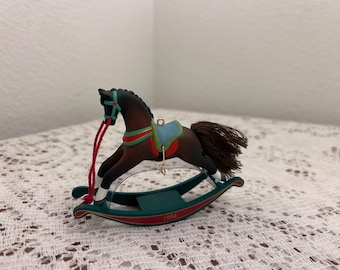 Vintage Hallmark Schaukelpferd Ornament • 1994 Andenken, 14th Serie w / Box