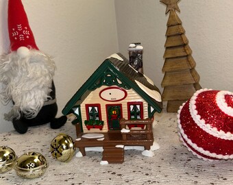Vintage Dept 56 Snow Village – Fisherman’s Nook Cabin (Missing Fish)