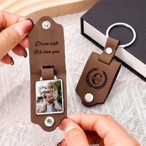 Porte-clés en cuir personnalisé avec photo, porte-clés monogramme gravé, cadeaux d'anniversaire pour lui, cadeaux de fête des pères, porte-clés pour papa