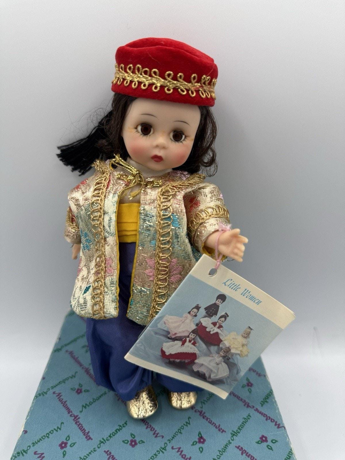 Madame Alexander Dolls International