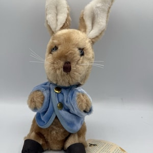 Vintage 1980 Eden Toys Peter Rabbit Plush Musical Toy Beatrix Potter 11” Works