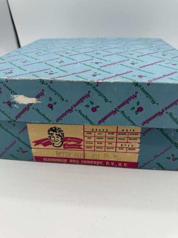 マダム・アレクサンダー・ベッツィー・ロス・ドール・アメリカーナ