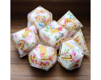 Set di dadi in resina con fiori: dadi poliedrici RPG floreali bianchi