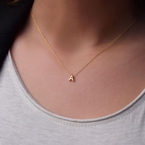 winziger goldener Buchstabe, Buchstaben Kette, Geschenkidee