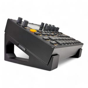 Ständer für Elektron Digitakt/Digitone/Syntakt - 25 Grad