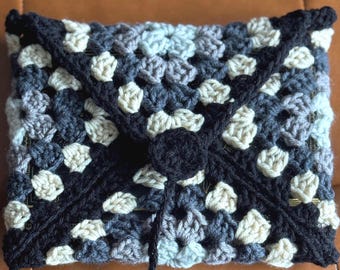Funda de libro de crochet hecha a mano con múltiples opciones de color