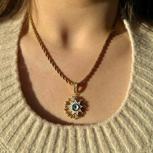 Presente perfeito para o dia das mães, colar de sol vintage - colar de sol banhado a ouro - colar da natureza - presente para madrinhas - pingente de proteção