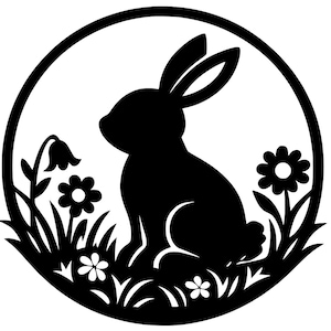 Puede incluir: Silueta negra de un conejo sentado en hierba y flores, encerrada en un círculo. El diseño presenta un conejito, margaritas y otros elementos florales, perfecto para manualidades temáticas de Pascua o primavera.