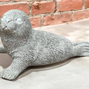 5&#39; Stone seal pup sculpture, Concrete sea animal, Lawn animal ornament, Realistic seal pup, Yard animal figurine, Outdoor seal pup decor