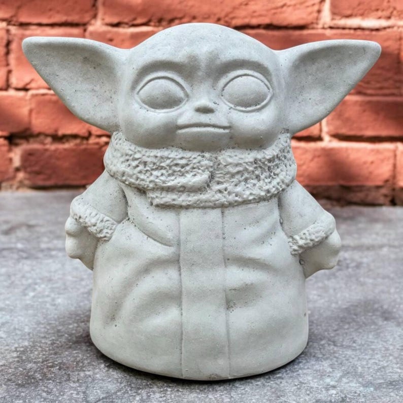8" Baby yoda statue, Lawn garden art, Outdoor grogu decor, Cartoon gift idea, Concrete yoda figure, Stone grogu ornament, Yard grogu bild 1