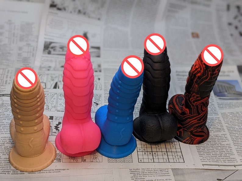 Dragon Dildo for Women Black/Red Black/Pink/Blue/Brown/Skin/Blue Yellow/Black Yellow, Size for Beginners and Experts 