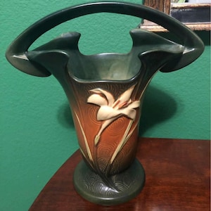 Roseville Zephyr Lily