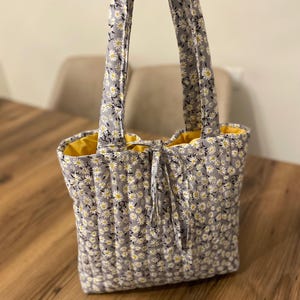 Grey Floral Tote Bag, Cute Tote Bag, Beach Bag, Quilted Tote Bag, Fabric Tote Bag