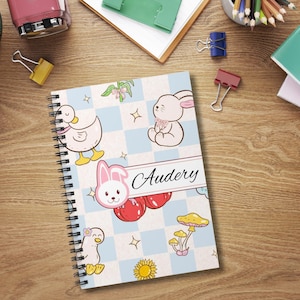 Personalisiertes Pastell Tier Spiral-Notizbuch: Kids Journal, Schulzubehör