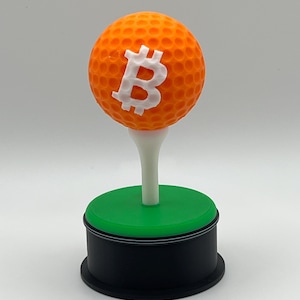 Crypto Golf Ball Display with Bitcoin Logo – Unique Gift for Crypto Golfers
